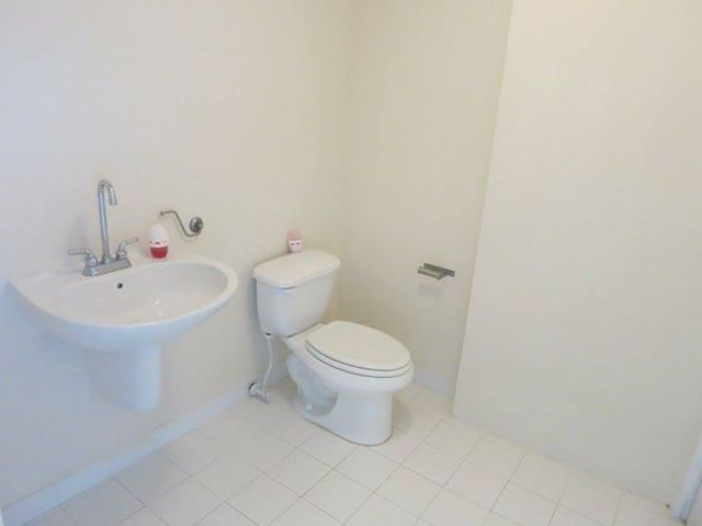 トイレの快適を守る水回りケア